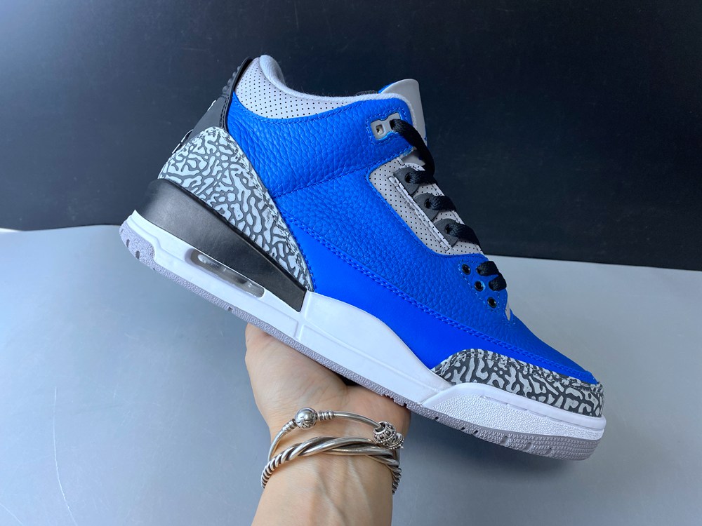 Air Jordan 3 Varsity Royal CT8532-400